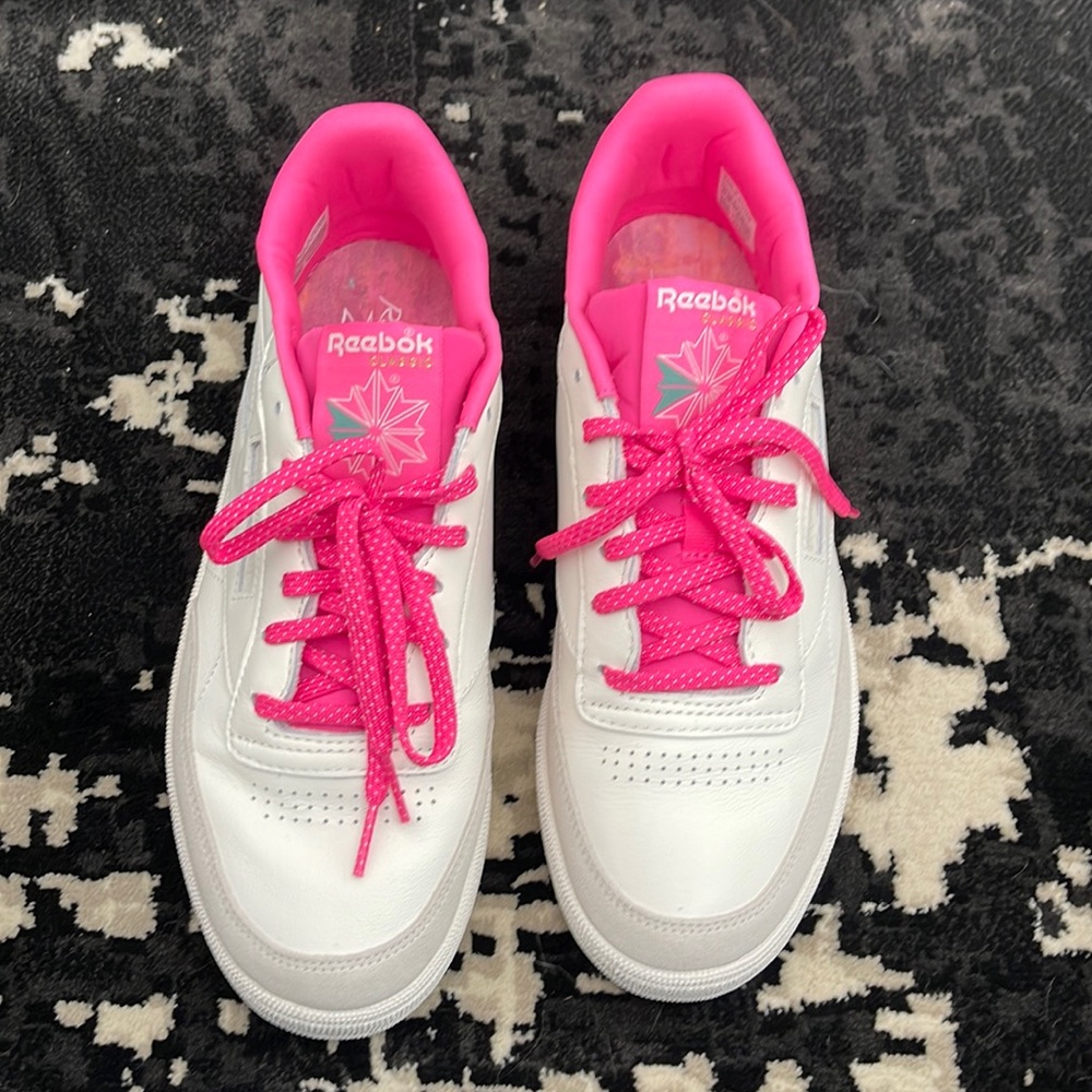 Reebok Club C 85 White/Pink *sold out online*
